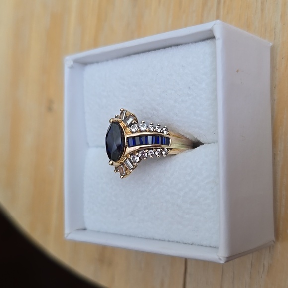 FINE JEWELRY GORGEOUS! 14K GOLD OVER SILVER BLUE AND WHITE SAPPHIRE RING SIZE 6 - Picture 7 of 13